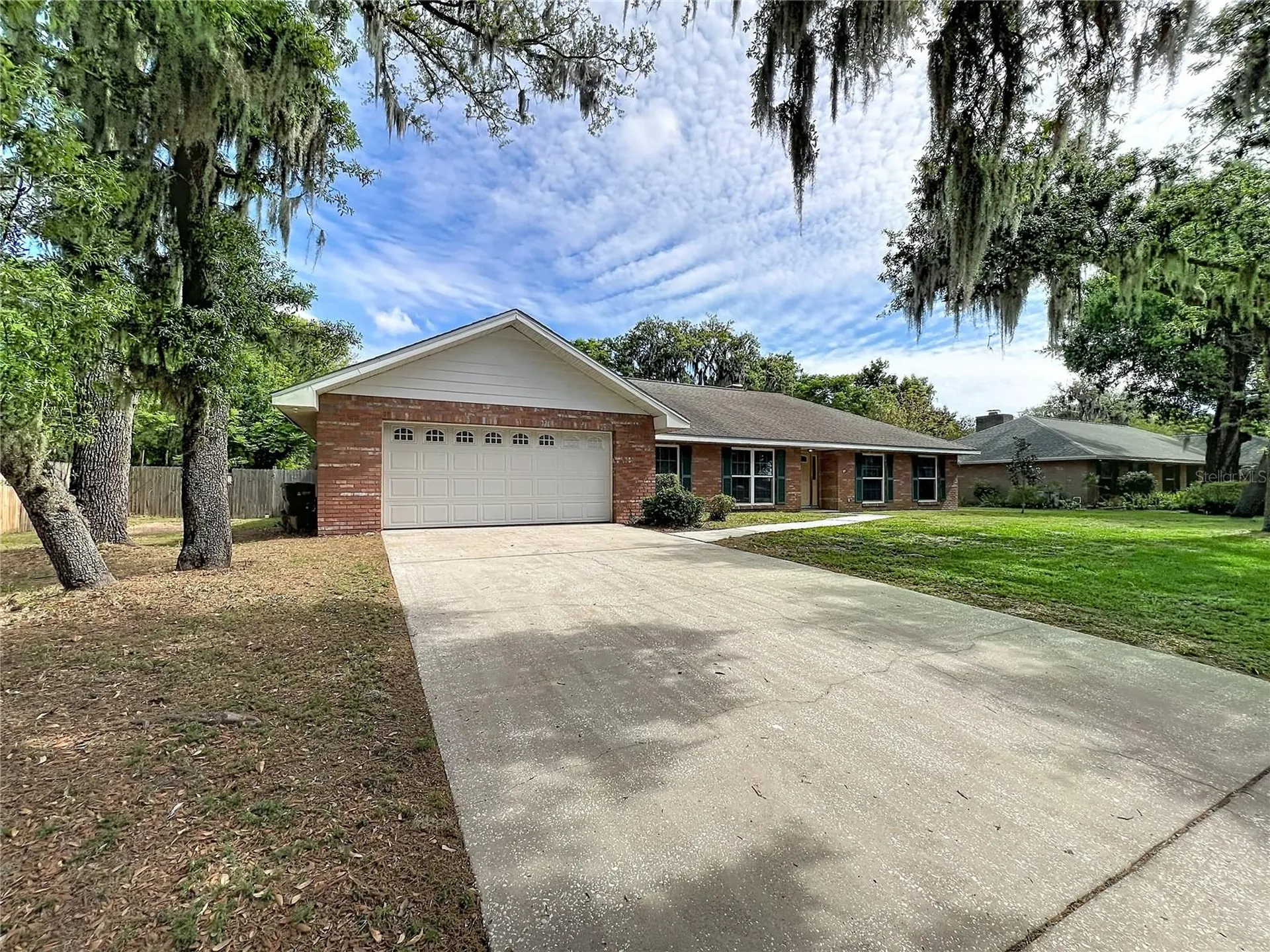 2418 Stonehill Avenue Valrico FL 33594