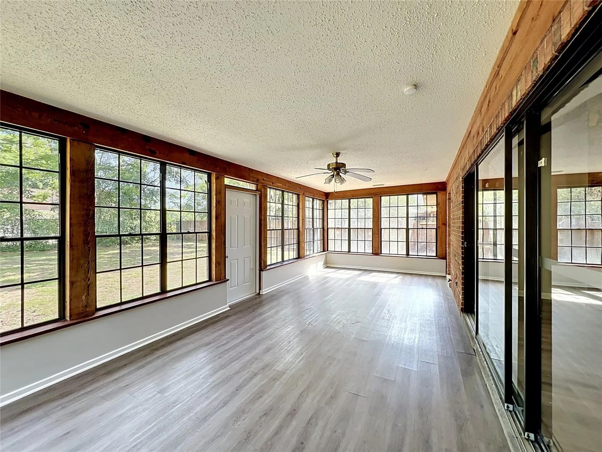 2418 Stonehill Avenue Valrico FL 33594