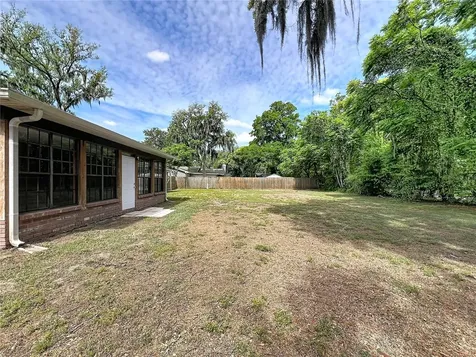 2418 Stonehill Avenue Valrico FL 33594