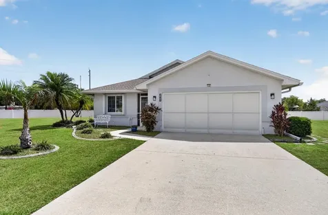 548 Rose Apple Circle Port Charlotte FL 33954
