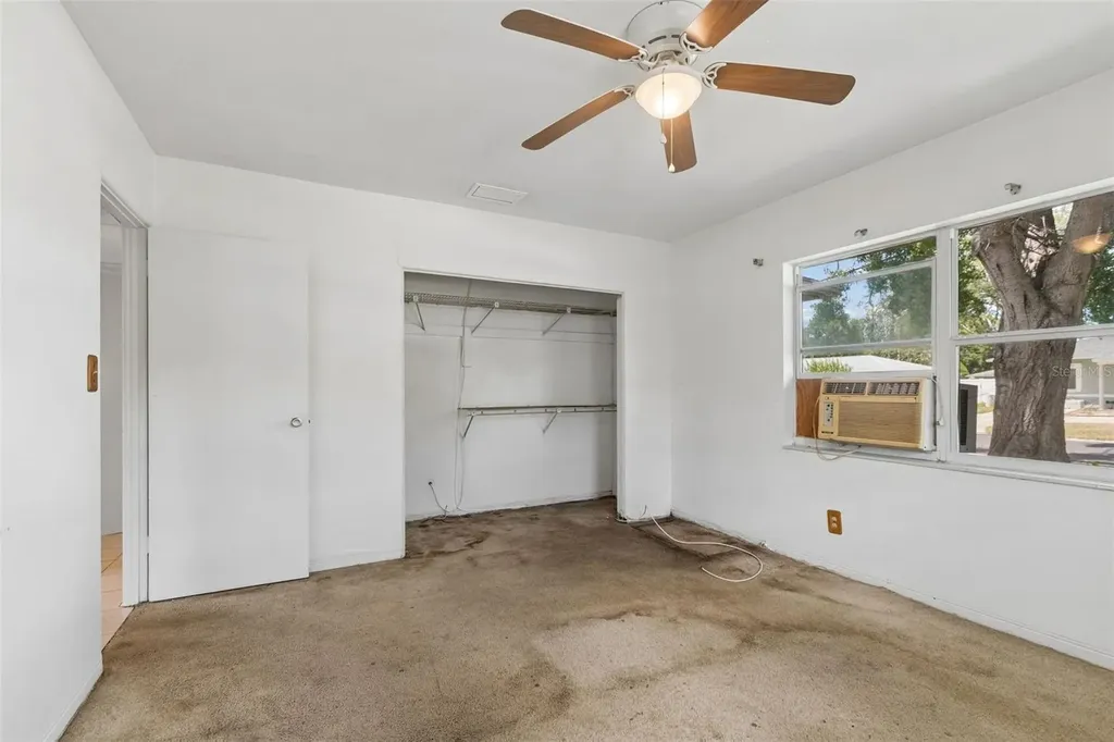 5336 33rd Avenue N St Petersburg FL 33710