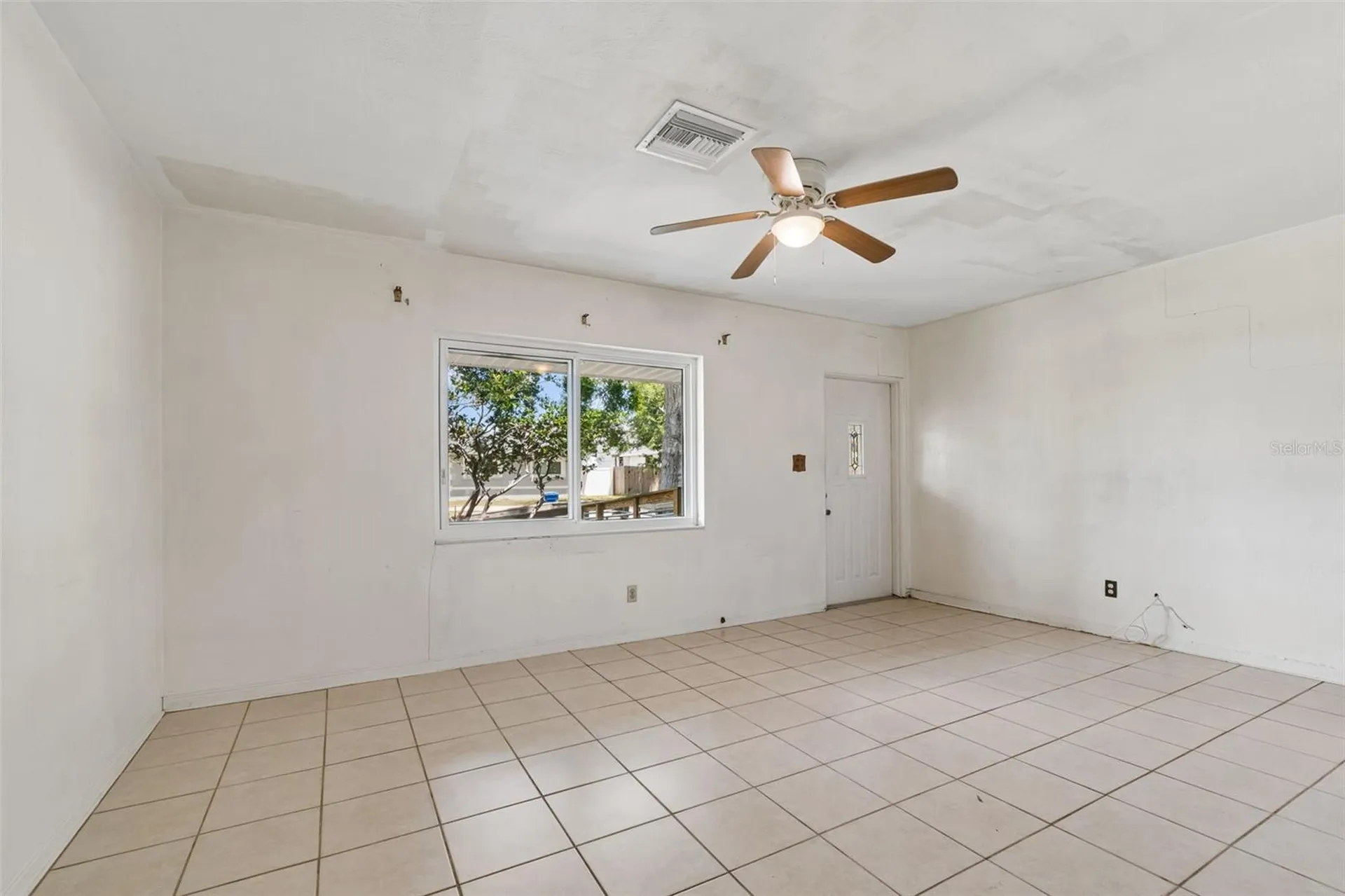 5336 33rd Avenue N St Petersburg FL 33710