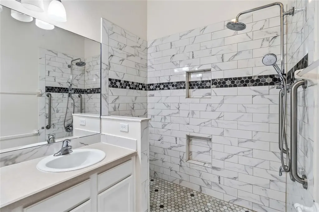 11112 Taeda Drive Orlando FL 32832