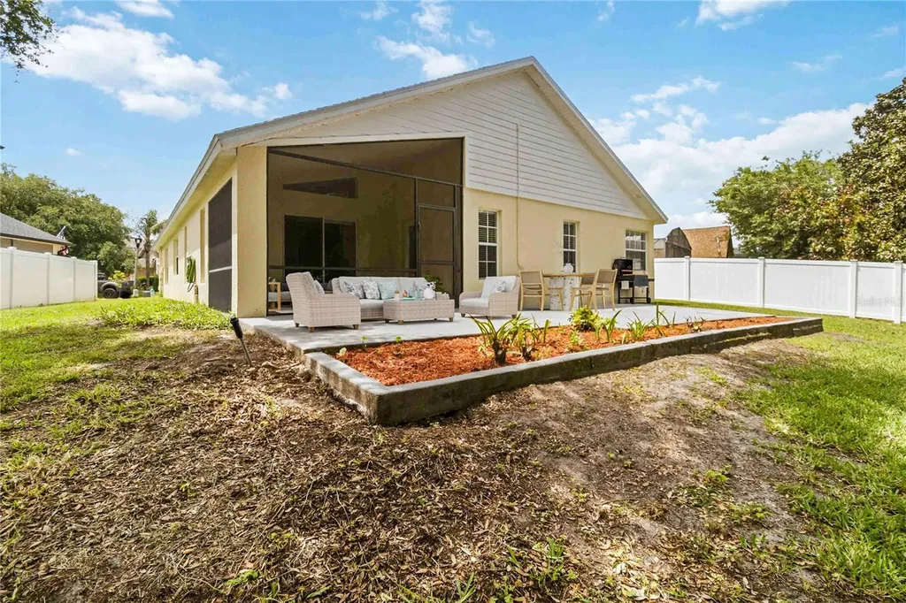 11112 Taeda Drive Orlando FL 32832