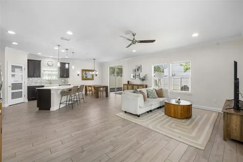 3917 Coastal Cove Circle Jacksonville FL 32224
