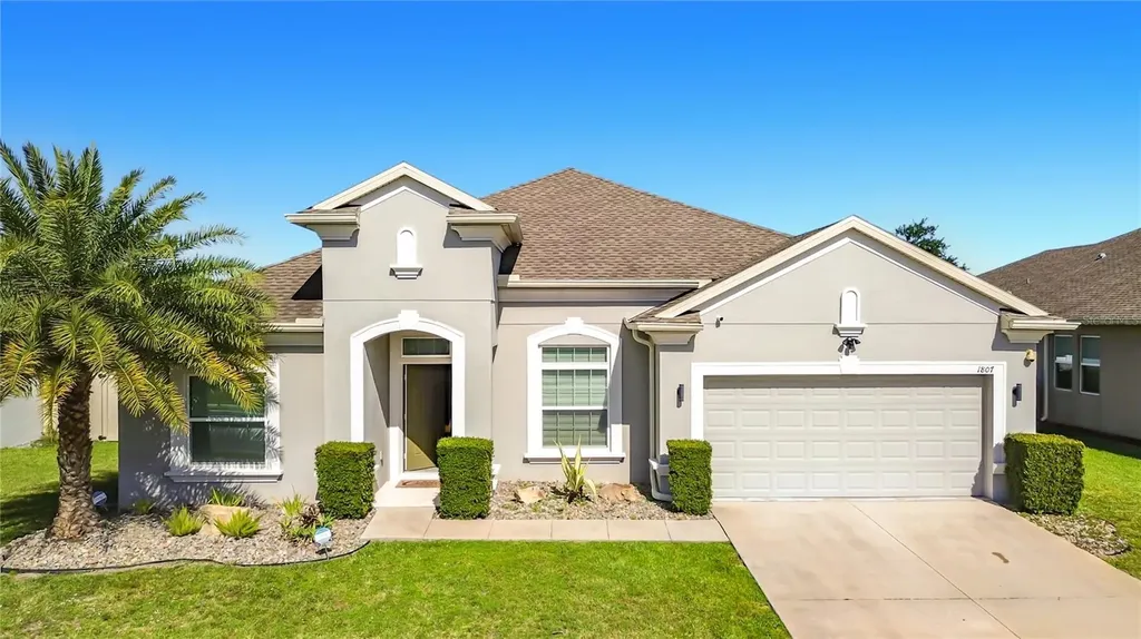 1807 Westerham Avenue St Cloud FL 34771
