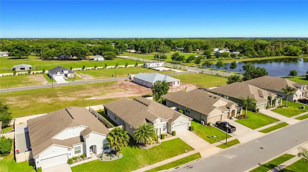 1807 Westerham Avenue St Cloud FL 34771