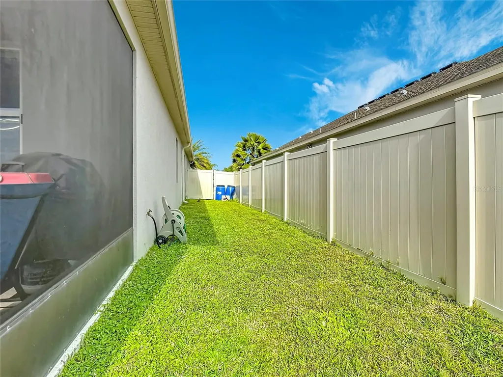 1807 Westerham Avenue St Cloud FL 34771