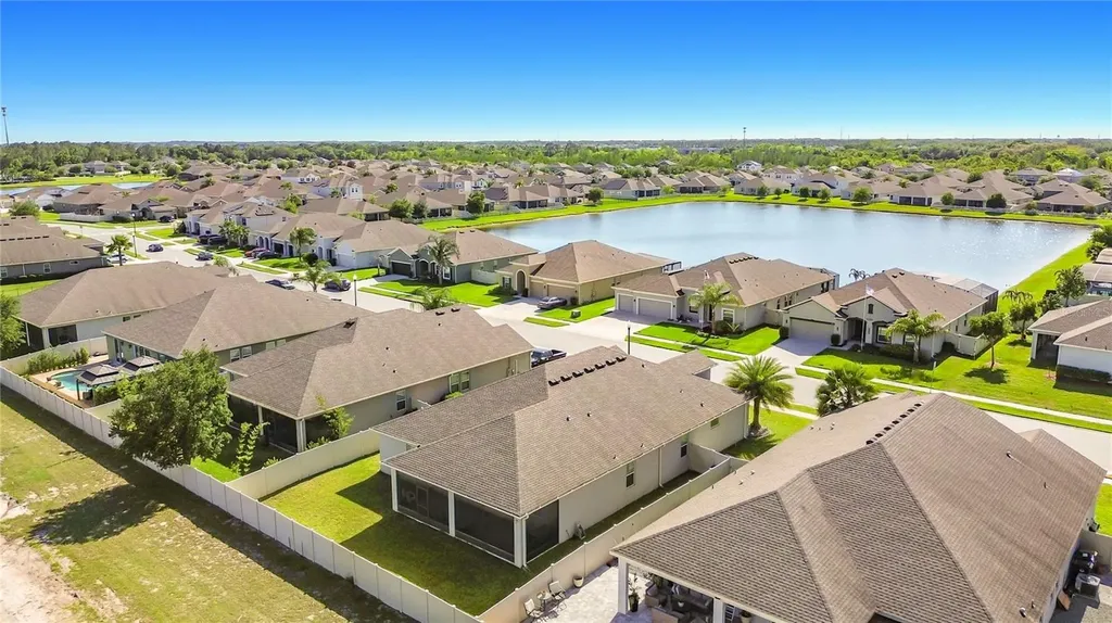 1807 Westerham Avenue St Cloud FL 34771