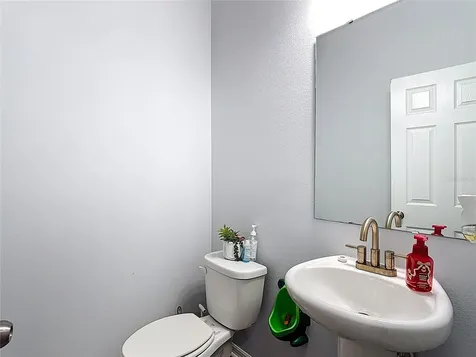 1807 Westerham Avenue St Cloud FL 34771