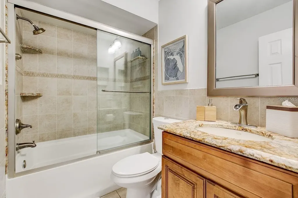 1330 Peachfield Drive Valrico FL 33596