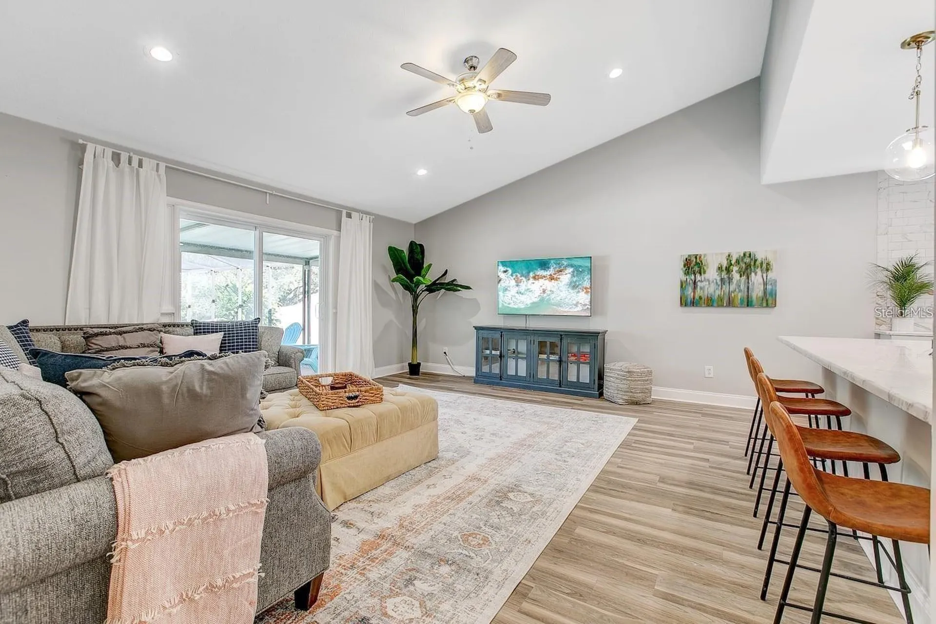 1330 Peachfield Drive Valrico FL 33596