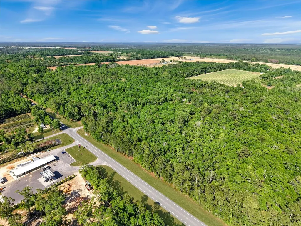 Neal Kennington/hwy 87 N Milton FL 32570