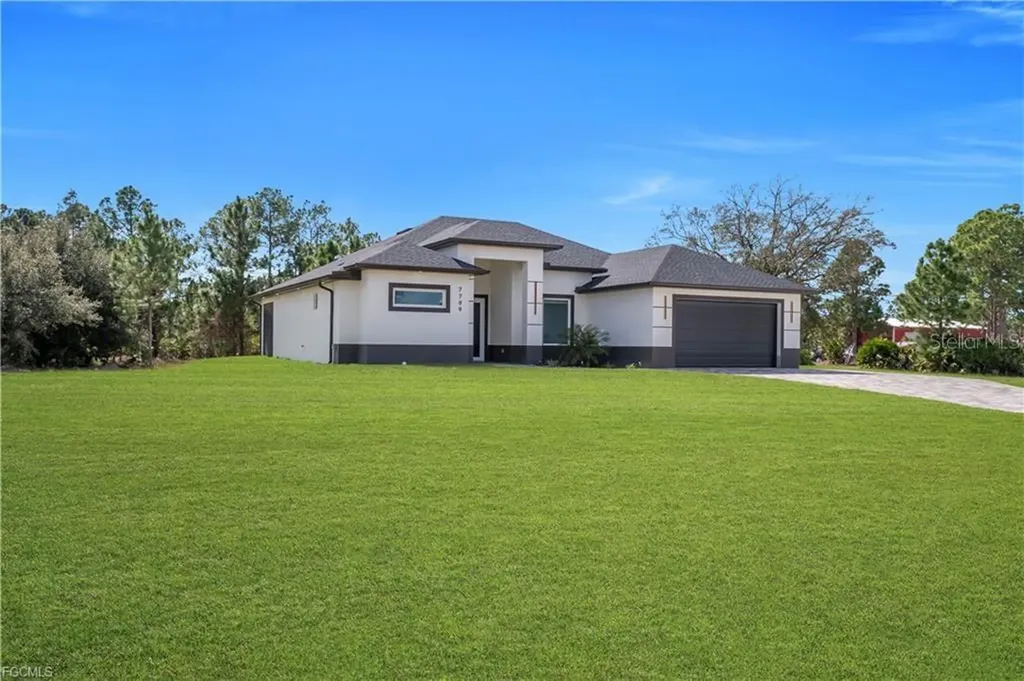 7799 15th Place Labelle FL 33935
