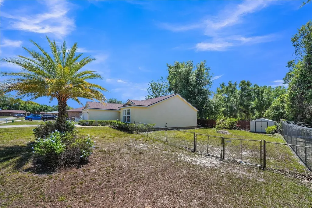 3624 Trout Avenue Fruitland Park FL 34731