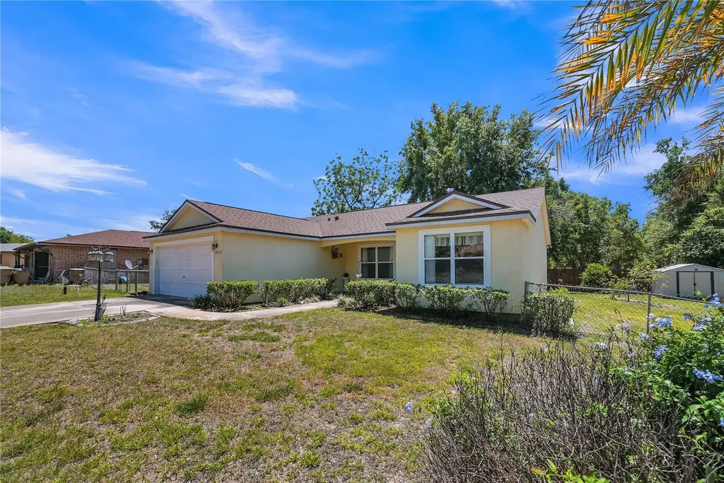 3624 Trout Avenue Fruitland Park FL 34731