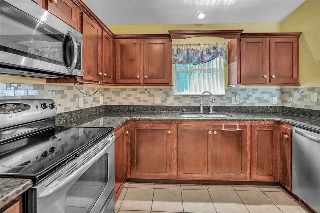 3624 Trout Avenue Fruitland Park FL 34731