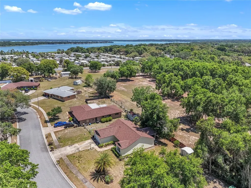 3624 Trout Avenue Fruitland Park FL 34731