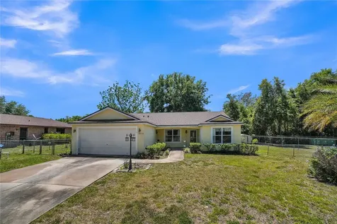 3624 Trout Avenue Fruitland Park FL 34731