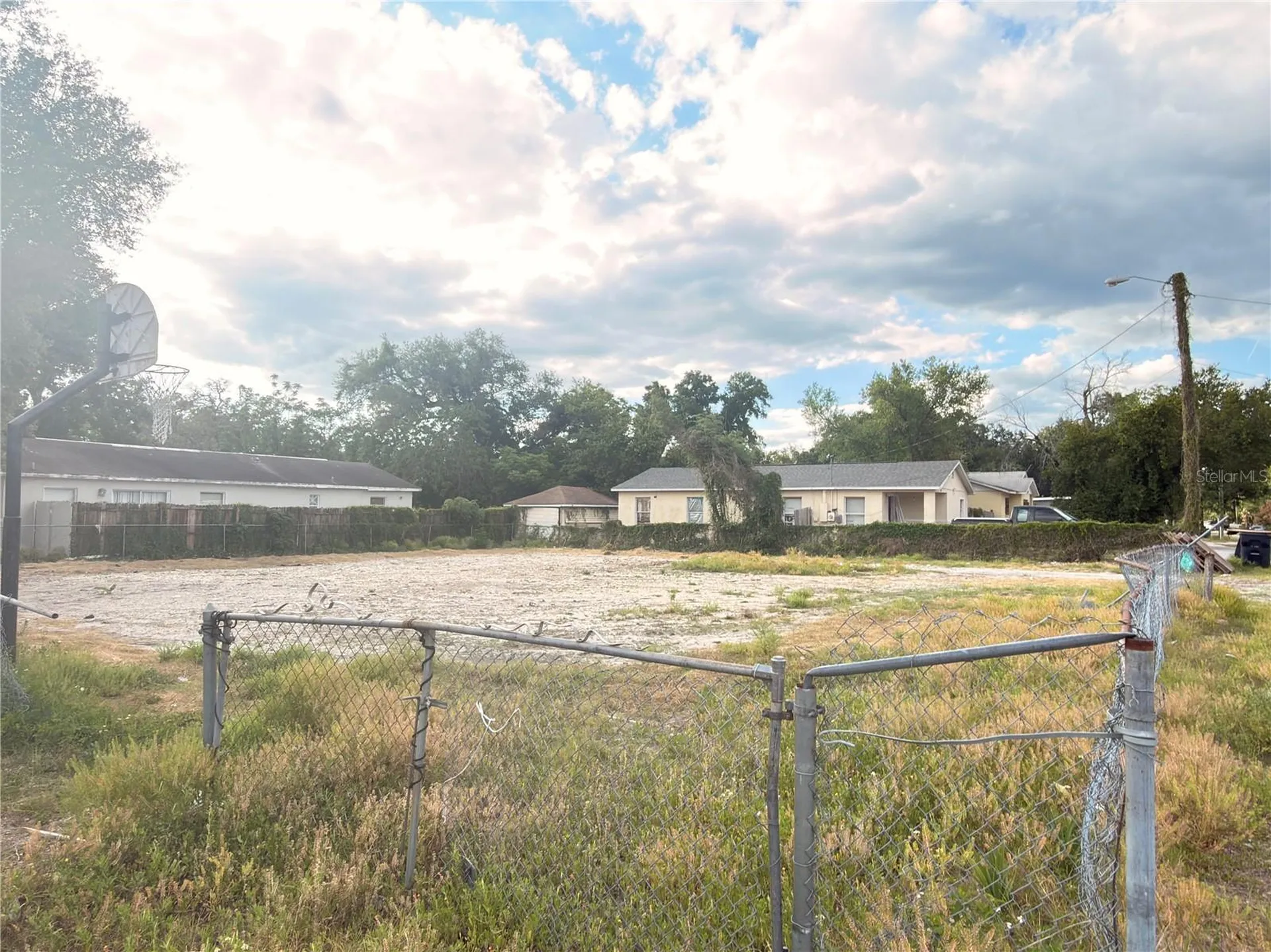 9302 North 12th Tampa FL 33612
