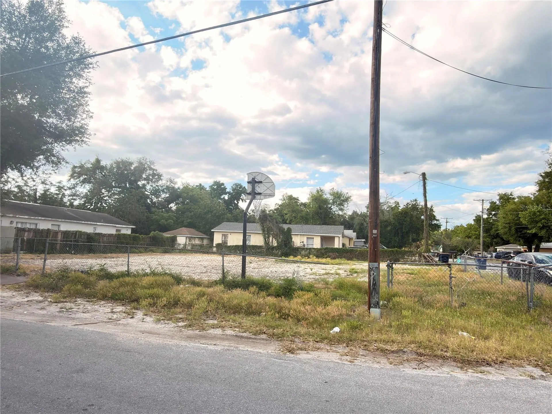 9302 North 12th Tampa FL 33612