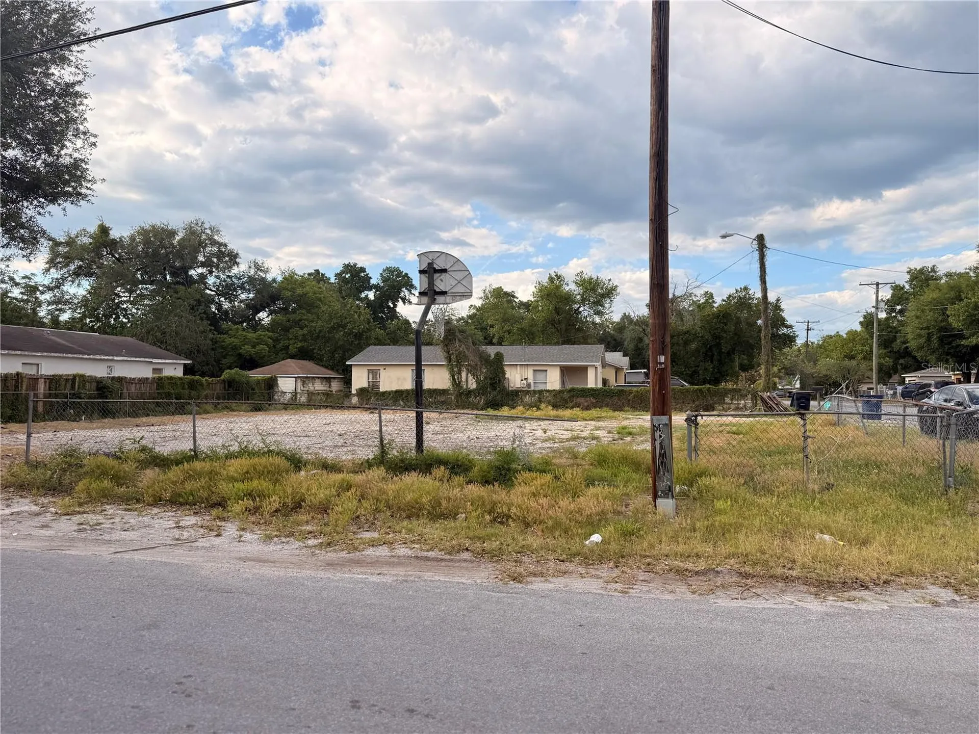9302 North 12th Tampa FL 33612