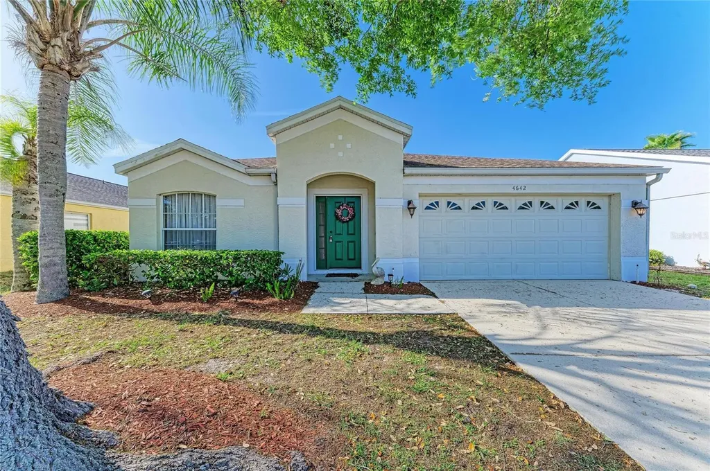 4642 Runabout Way Bradenton FL 34203