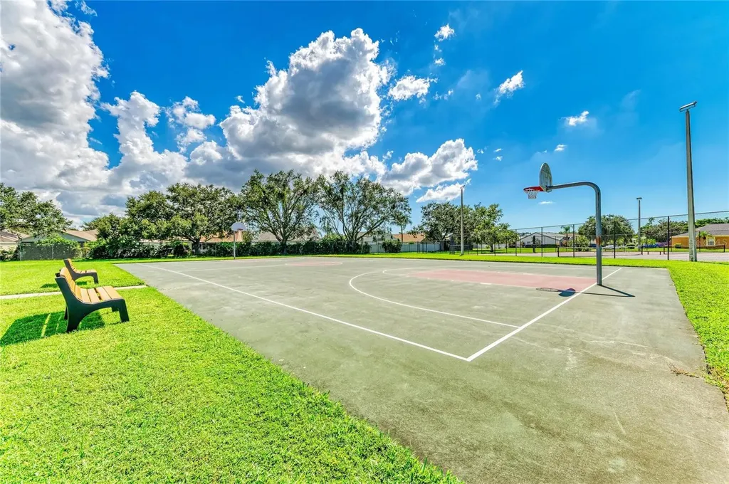 4642 Runabout Way Bradenton FL 34203