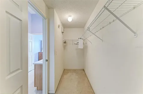 4642 Runabout Way Bradenton FL 34203