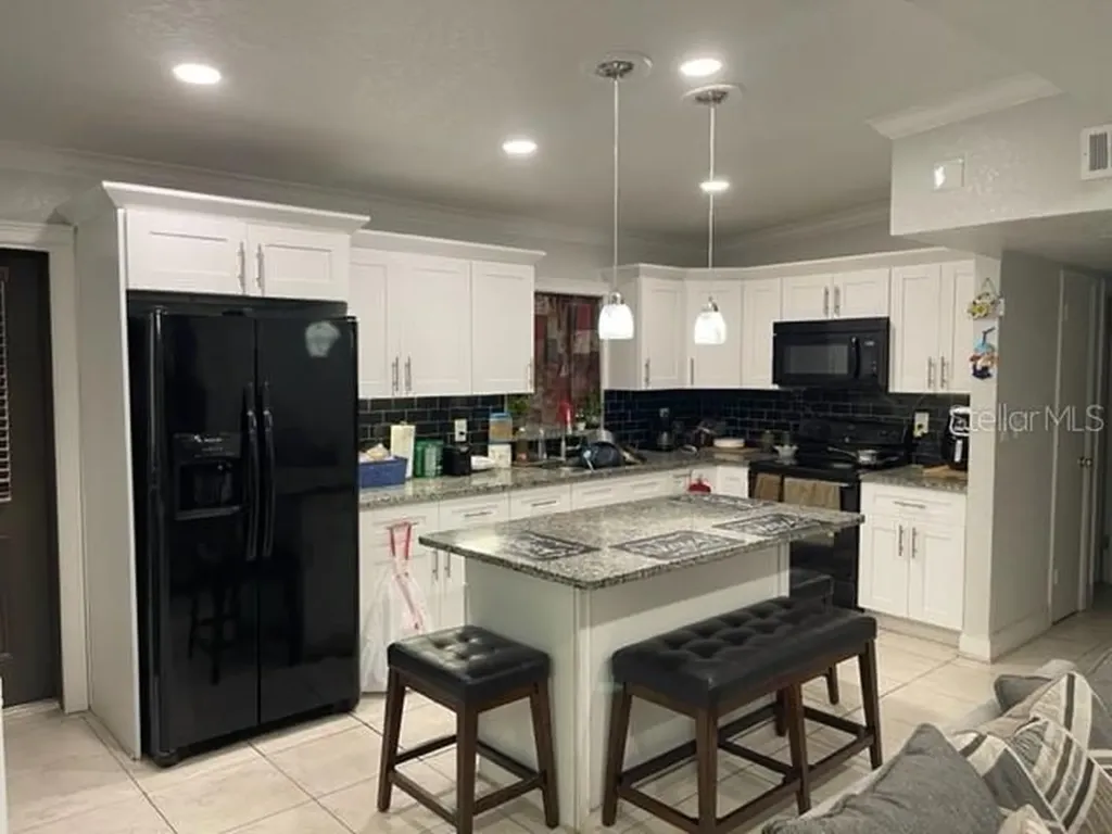 3201 River Grove Drive Tampa FL 33610