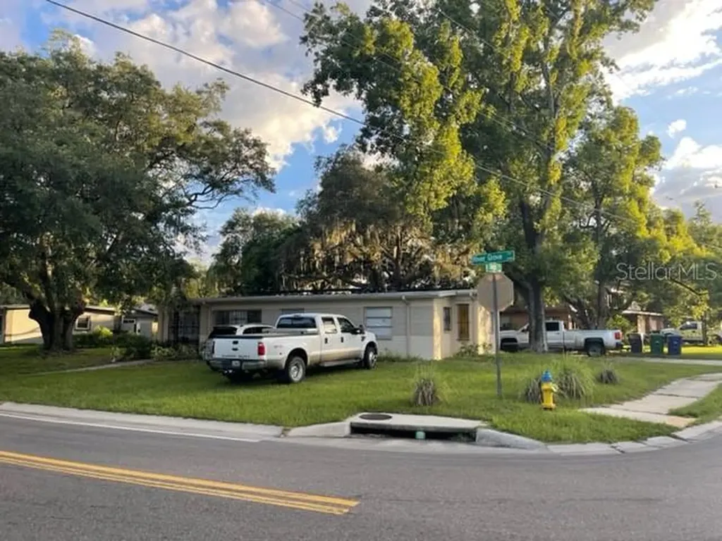 3201 River Grove Drive Tampa FL 33610