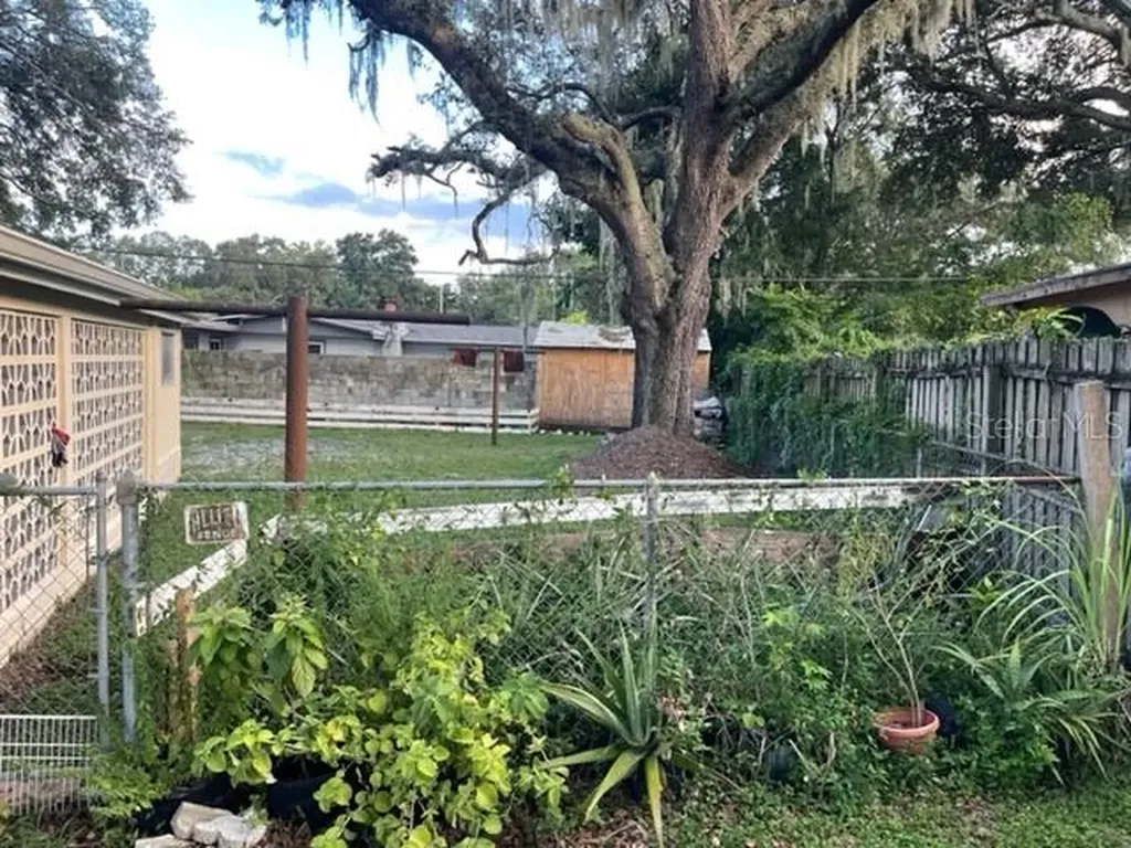 3201 River Grove Drive Tampa FL 33610