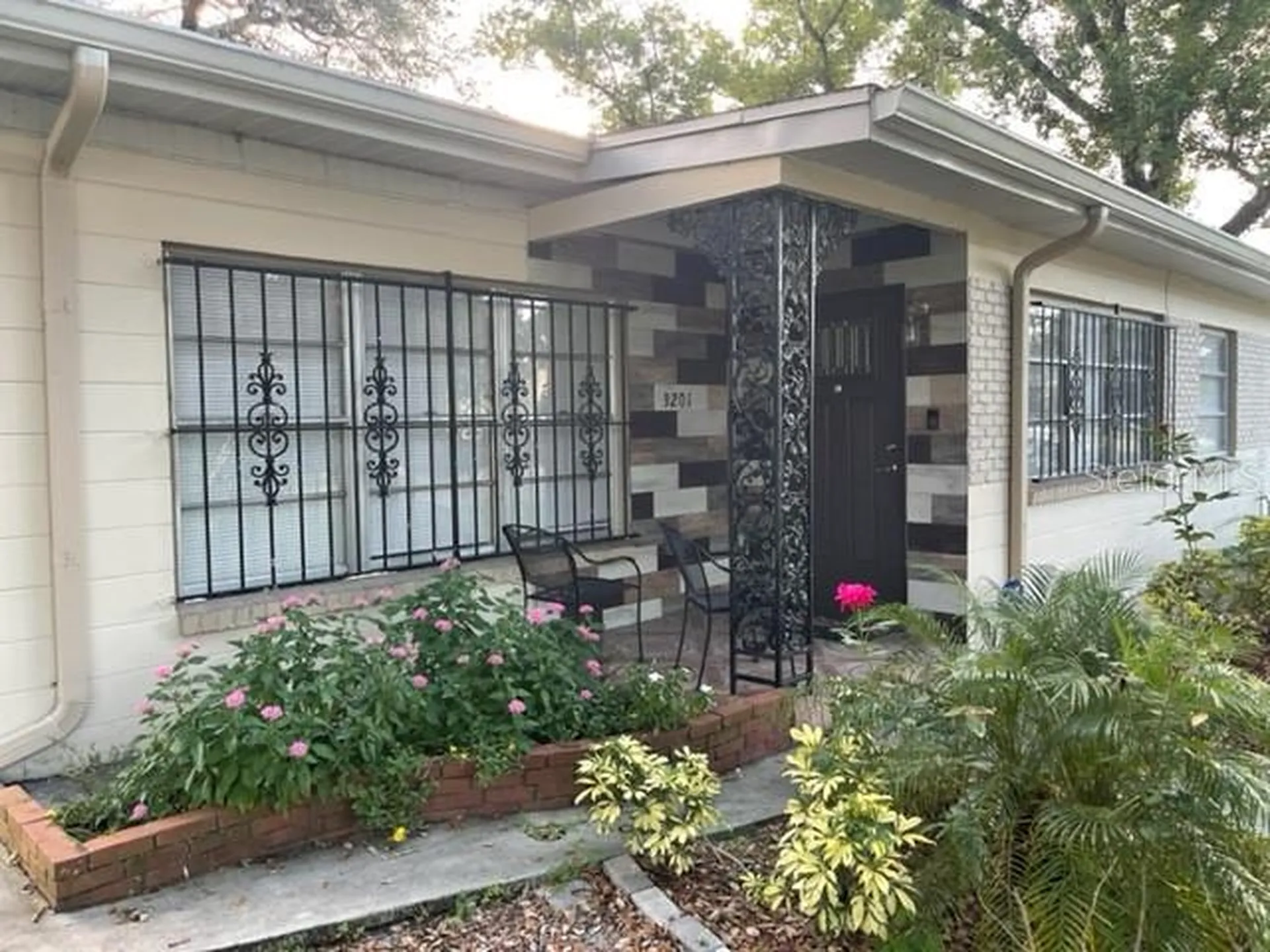 3201 River Grove Drive Tampa FL 33610