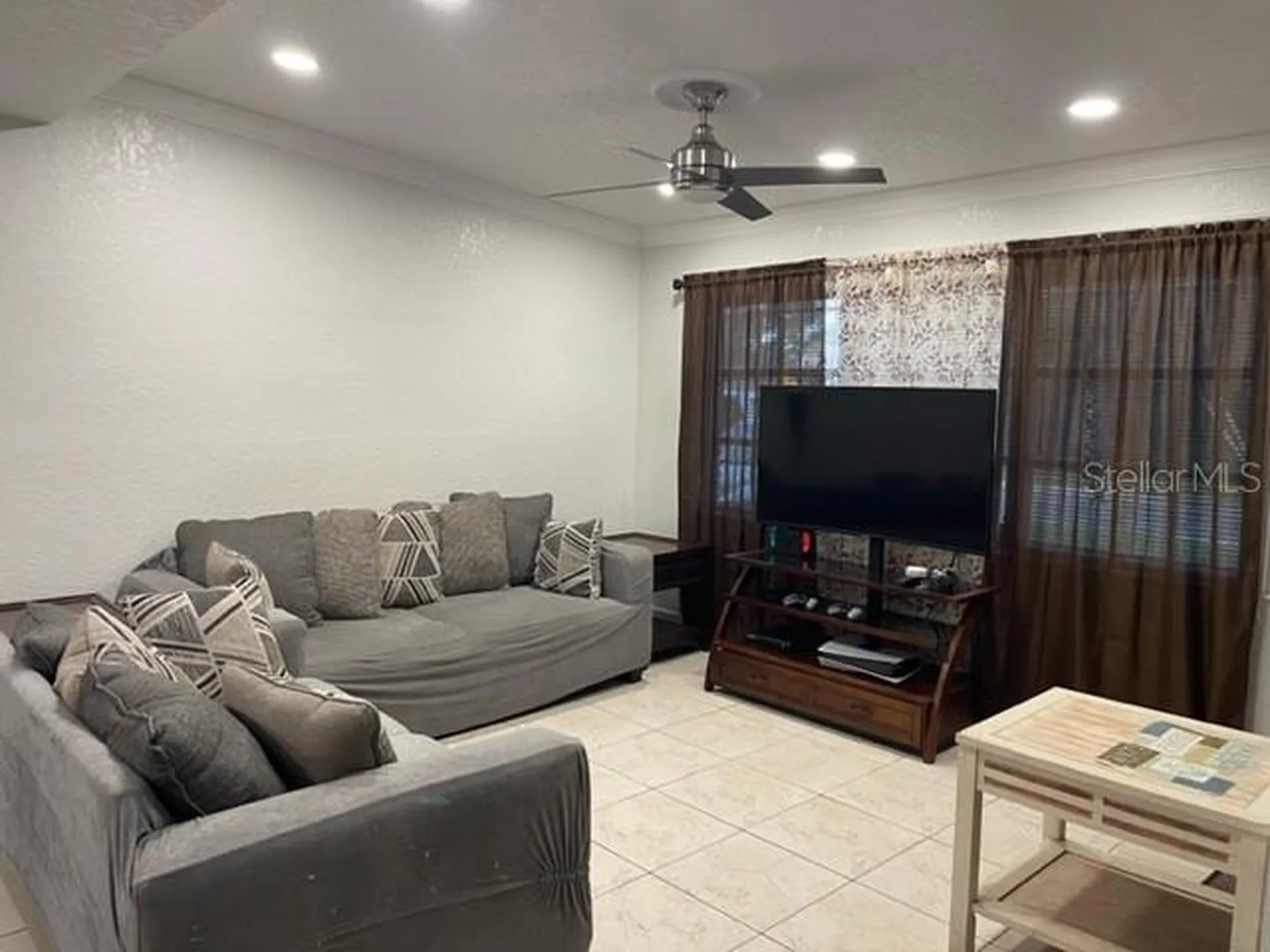 3201 River Grove Drive Tampa FL 33610