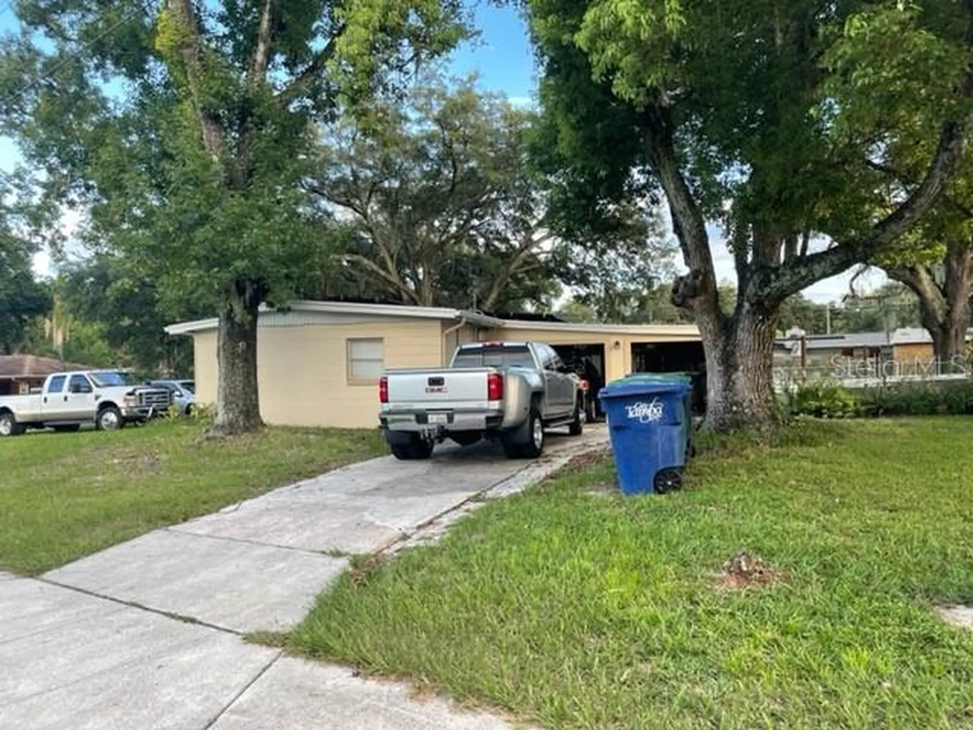 3201 River Grove Drive Tampa FL 33610