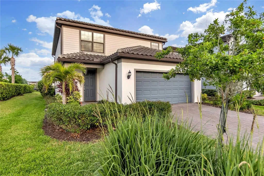 6111 Bluestar Court Bradenton FL 34211