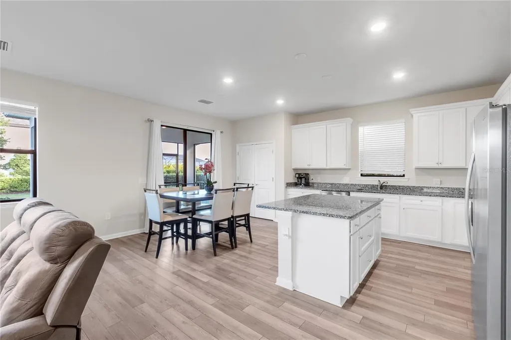 6111 Bluestar Court Bradenton FL 34211