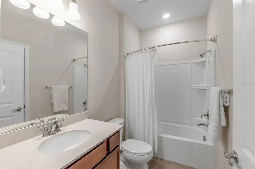 6111 Bluestar Court Bradenton FL 34211