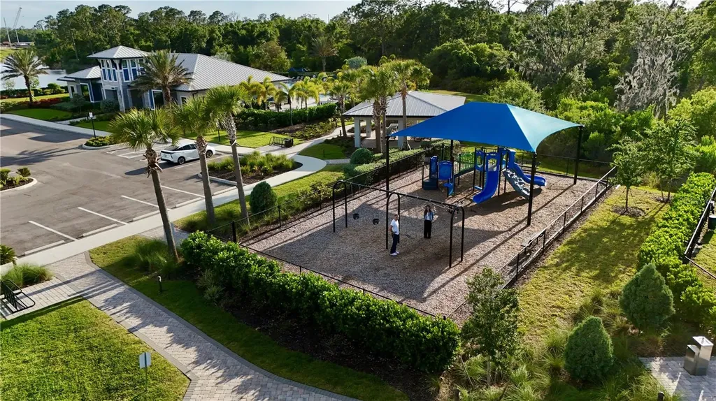 6111 Bluestar Court Bradenton FL 34211