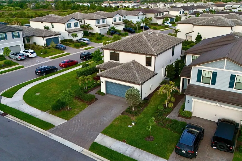 6111 Bluestar Court Bradenton FL 34211