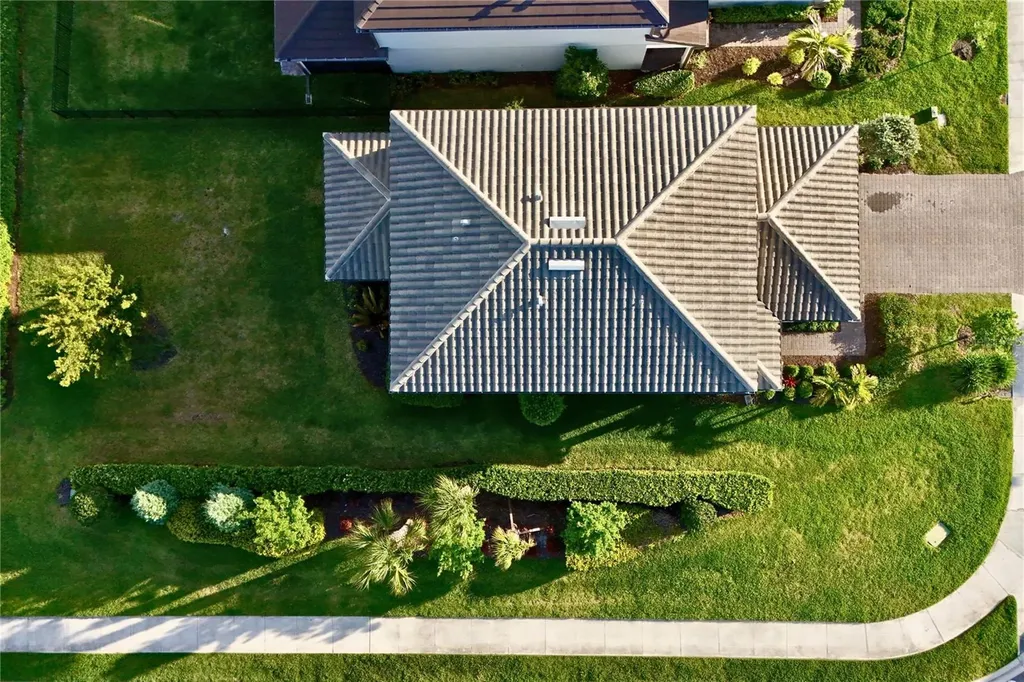 6111 Bluestar Court Bradenton FL 34211