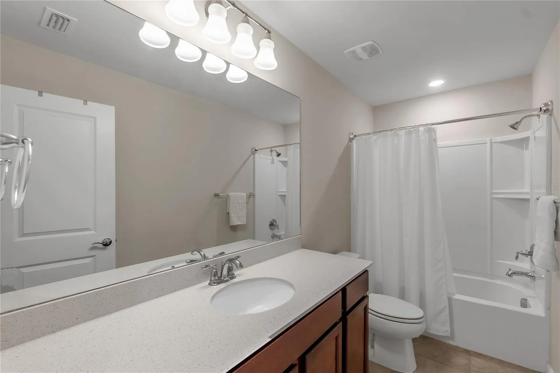 6111 Bluestar Court Bradenton FL 34211
