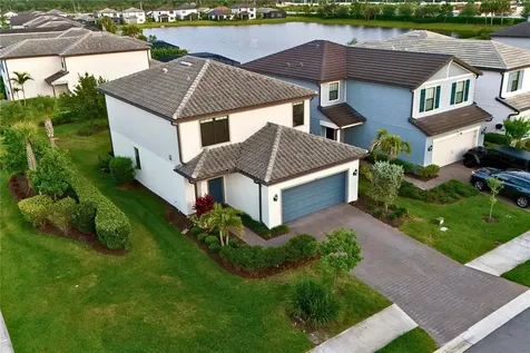 6111 Bluestar Court Bradenton FL 34211