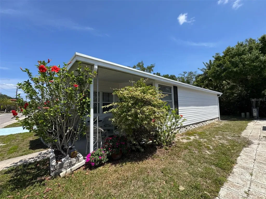 605 Michigan Boulevard Dunedin FL 34698