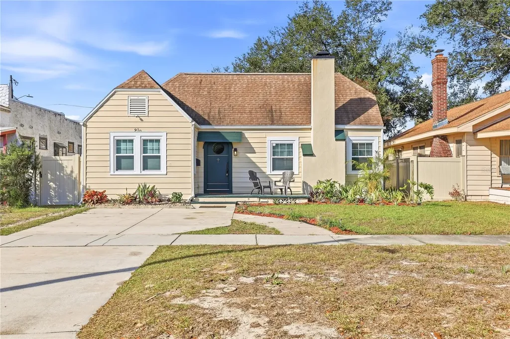 918 45th Street N St Petersburg FL 33713