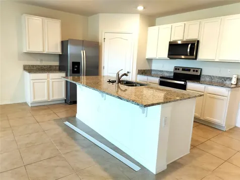 405 Noble Avenue Davenport FL 33837