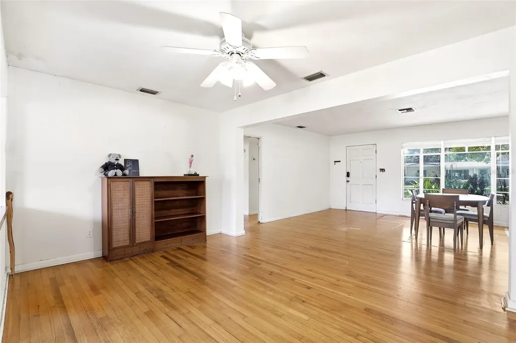 1421 Fairview Street Orlando FL 32804
