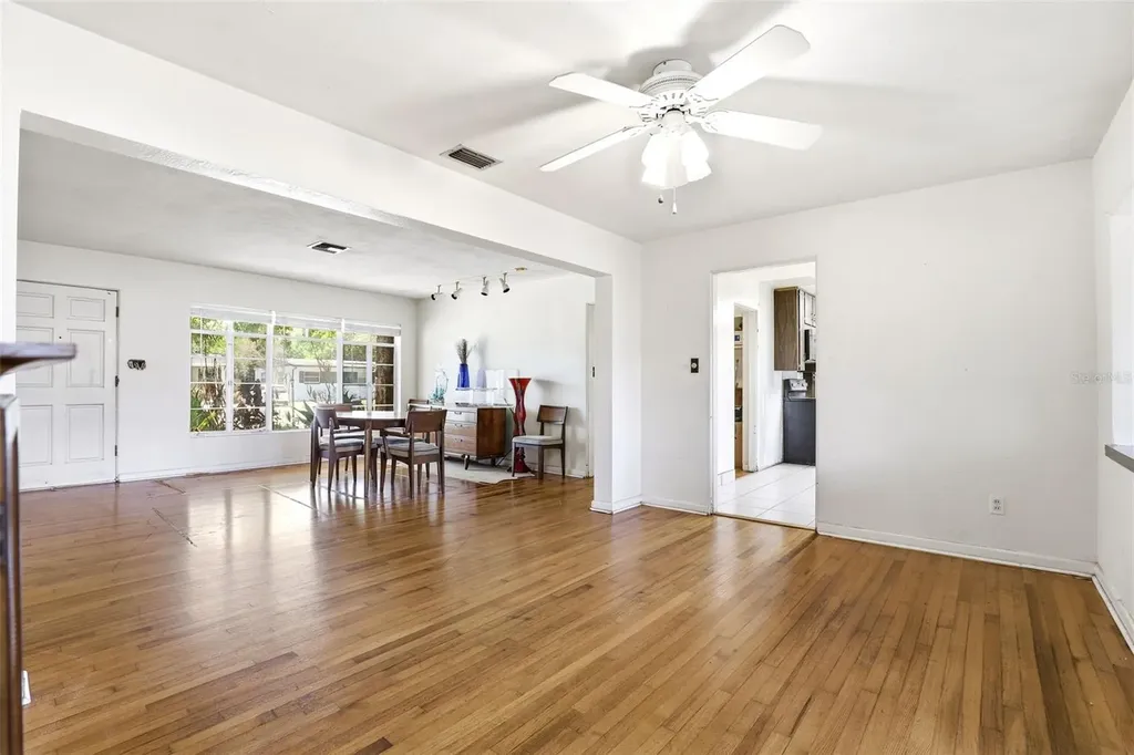 1421 Fairview Street Orlando FL 32804