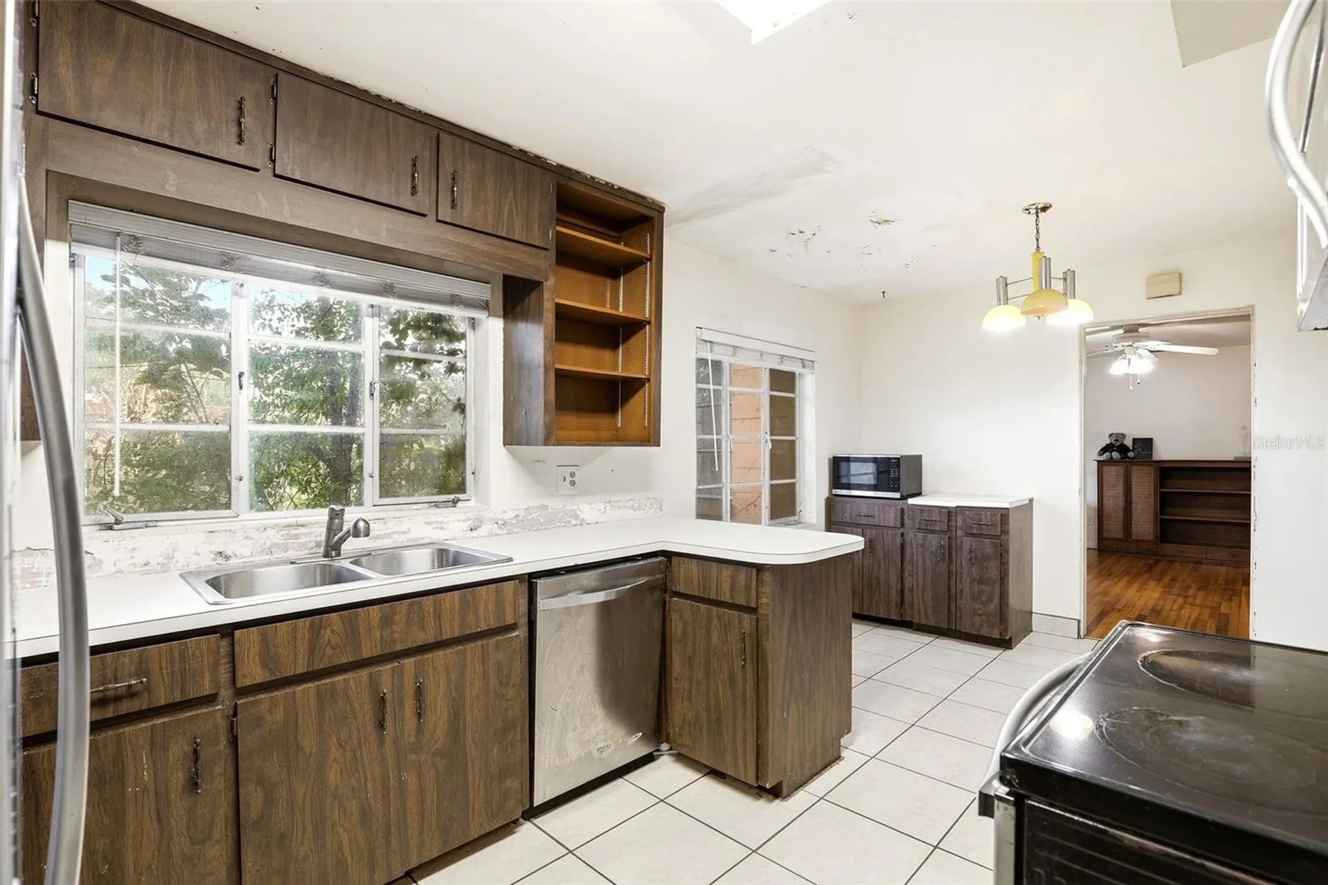 1421 Fairview Street Orlando FL 32804