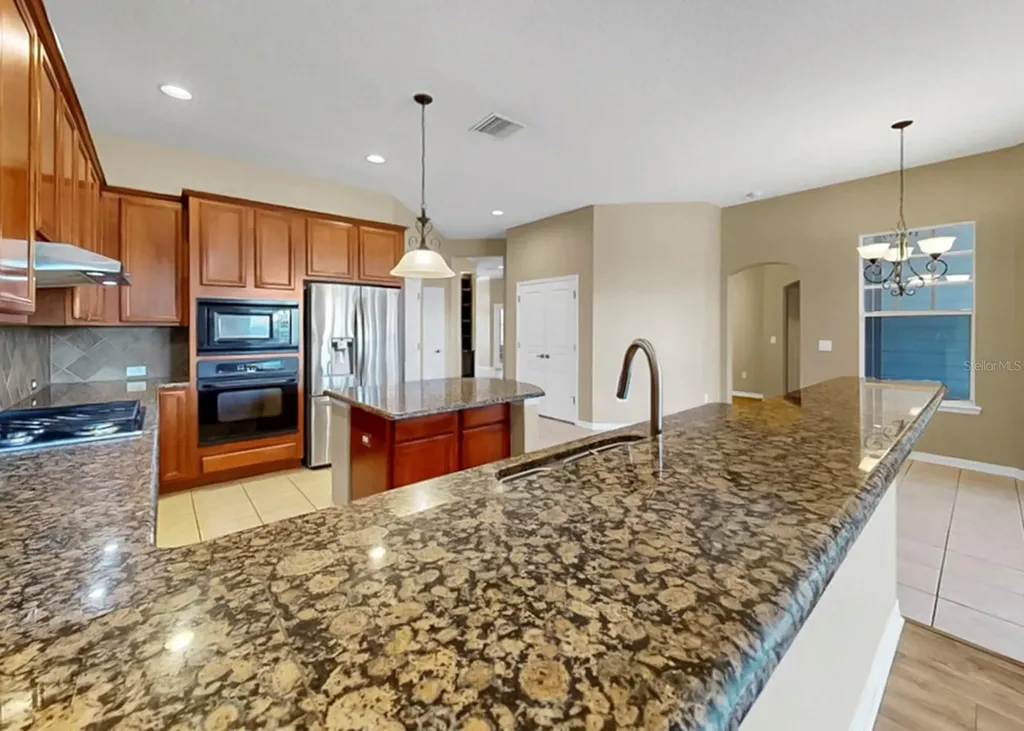 5704 Sea Trout Place Apollo Beach FL 33572